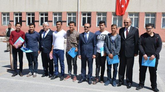 Karne Töreni Mimar Sinan Mesleki ve Teknik Anadolu Lisemizde Yapıldı (76.545 Öğrencimiz Karnelerine Kavuştu)