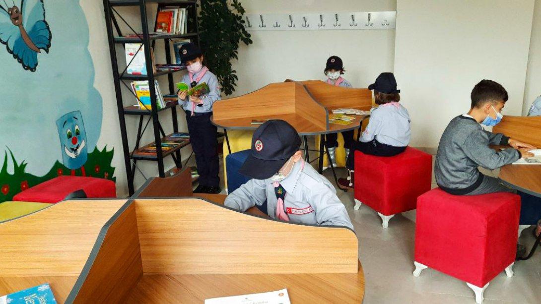 Okul Müdürlerimizle ''Kütüphanesiz Okul Kalmayacak'' Projesi Toplantısı Gerçekleştirildi