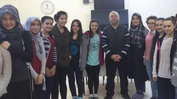 Yazarımız Mustafa Çiftçi Erdoğan Akdağ Fen Lisesi Pansiyonu Öğrencileriyle Söyleşi Yaptı