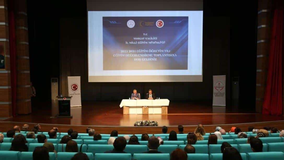 Valimiz Sayın Mehmet Ali Özkan Öğretmenlerimizle Toplantı Gerçekleştirdi