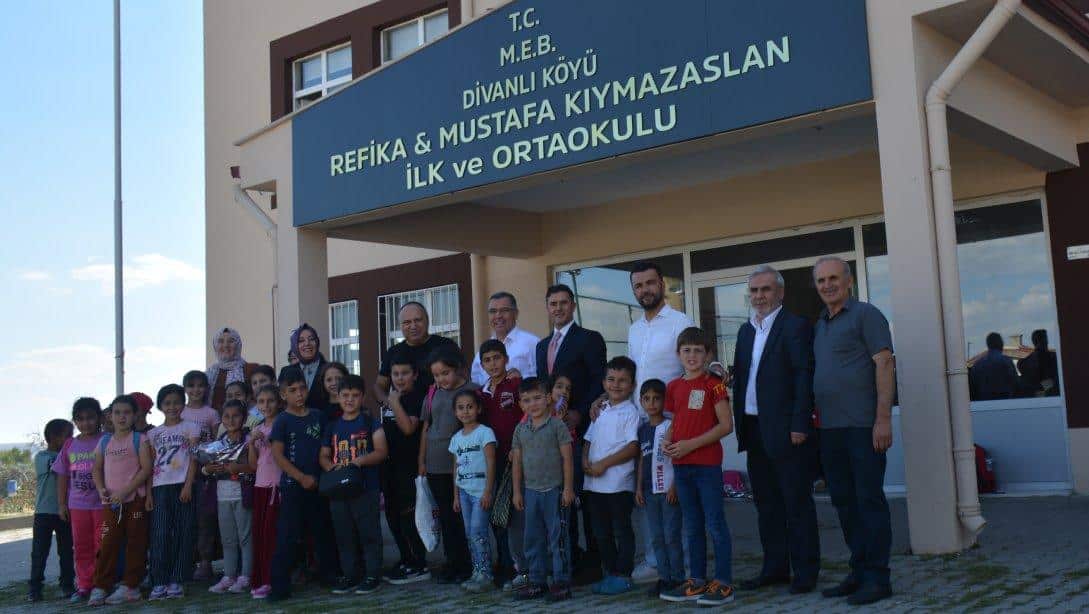 Divanlı Refika Mustafa Kıymazaslan İlkokul ve Ortaokulumuzu Ziyaret Ettik