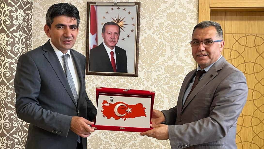 Müdürümüzden Yerköy Kaymakamımıza Ziyaret